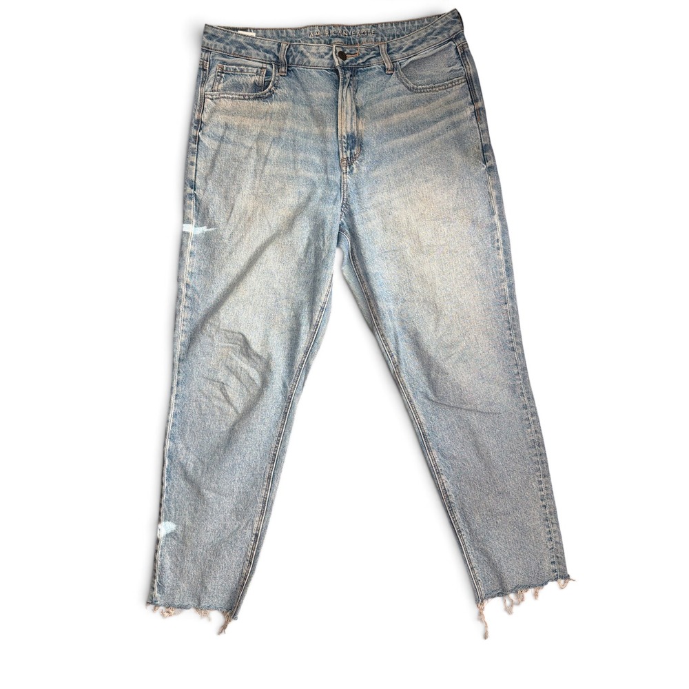 American Eagle Strigid Mom Jeans Light Wash High Rise Raw Hem Size 14 Regular